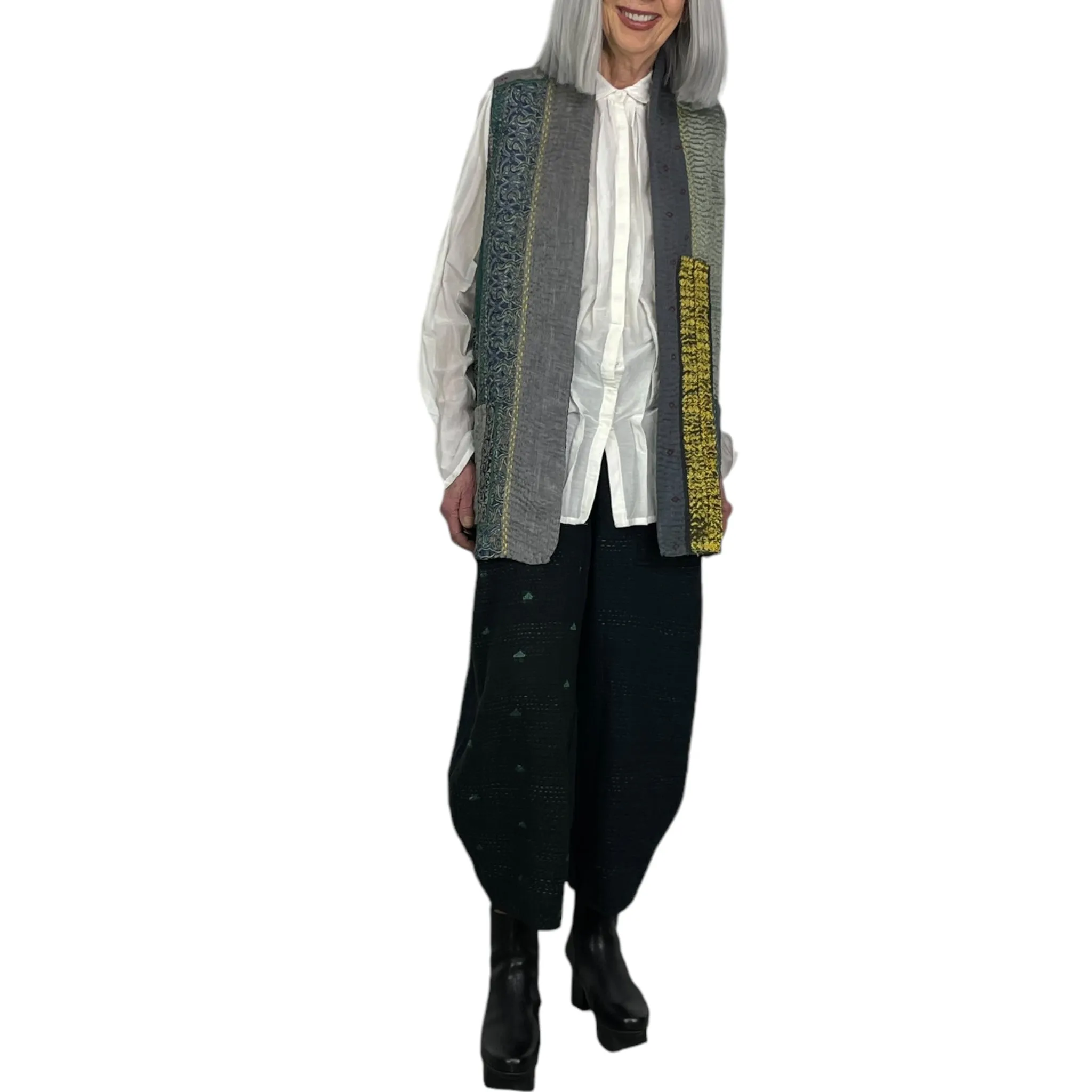 JEWEL WOVEN SHORT KIMONO VEST