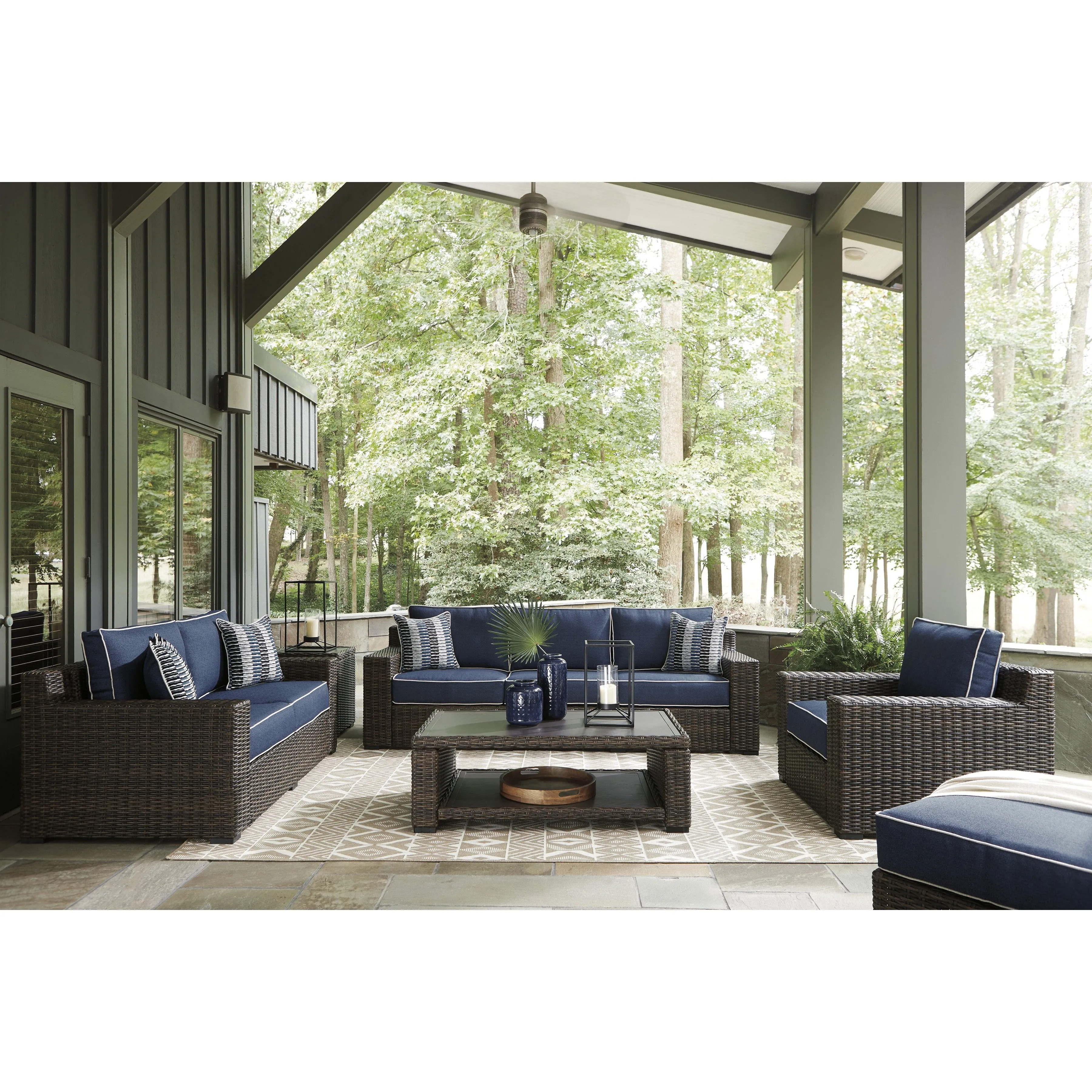 Sag Harbor Outdoor 70" Loveseat