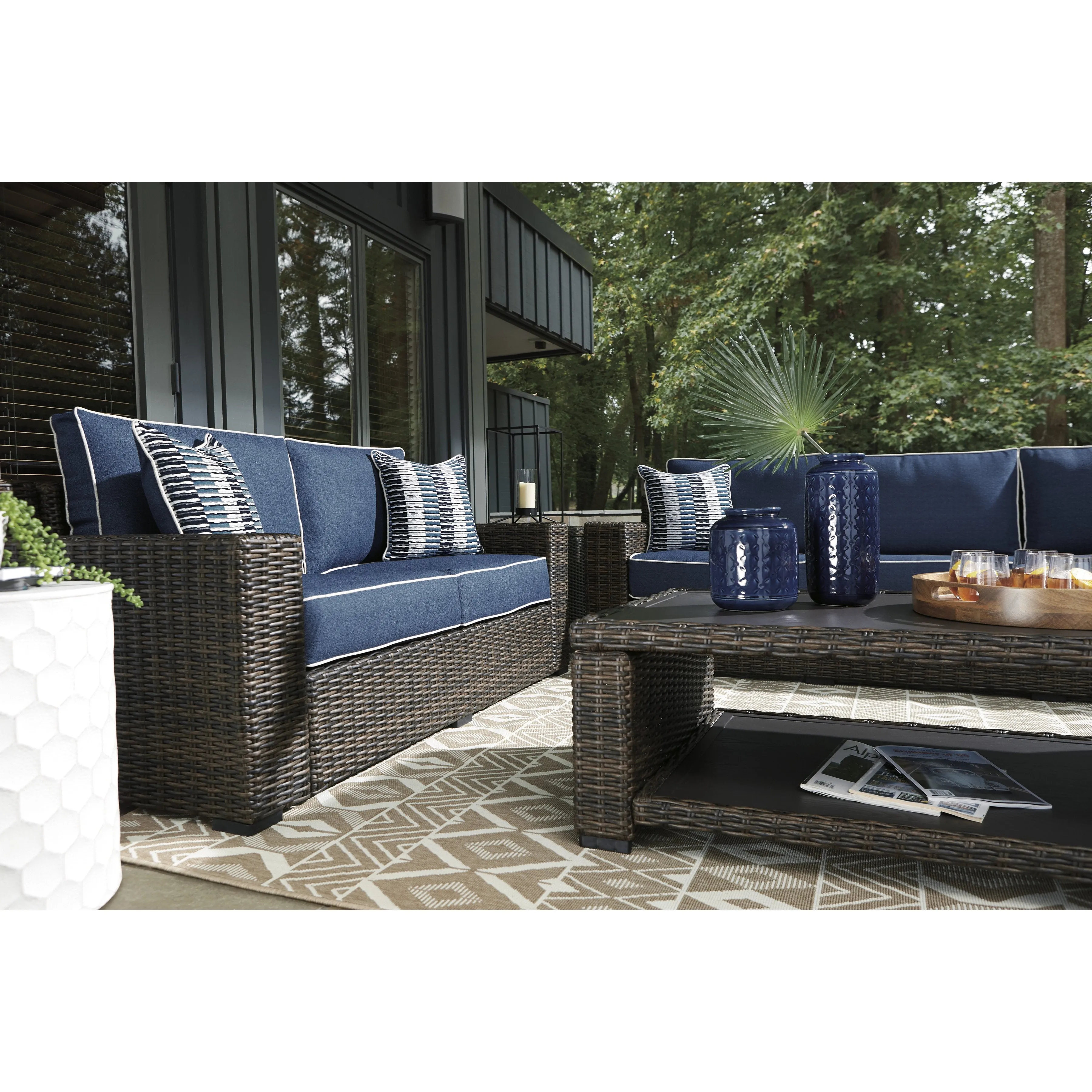 Sag Harbor Outdoor 70" Loveseat