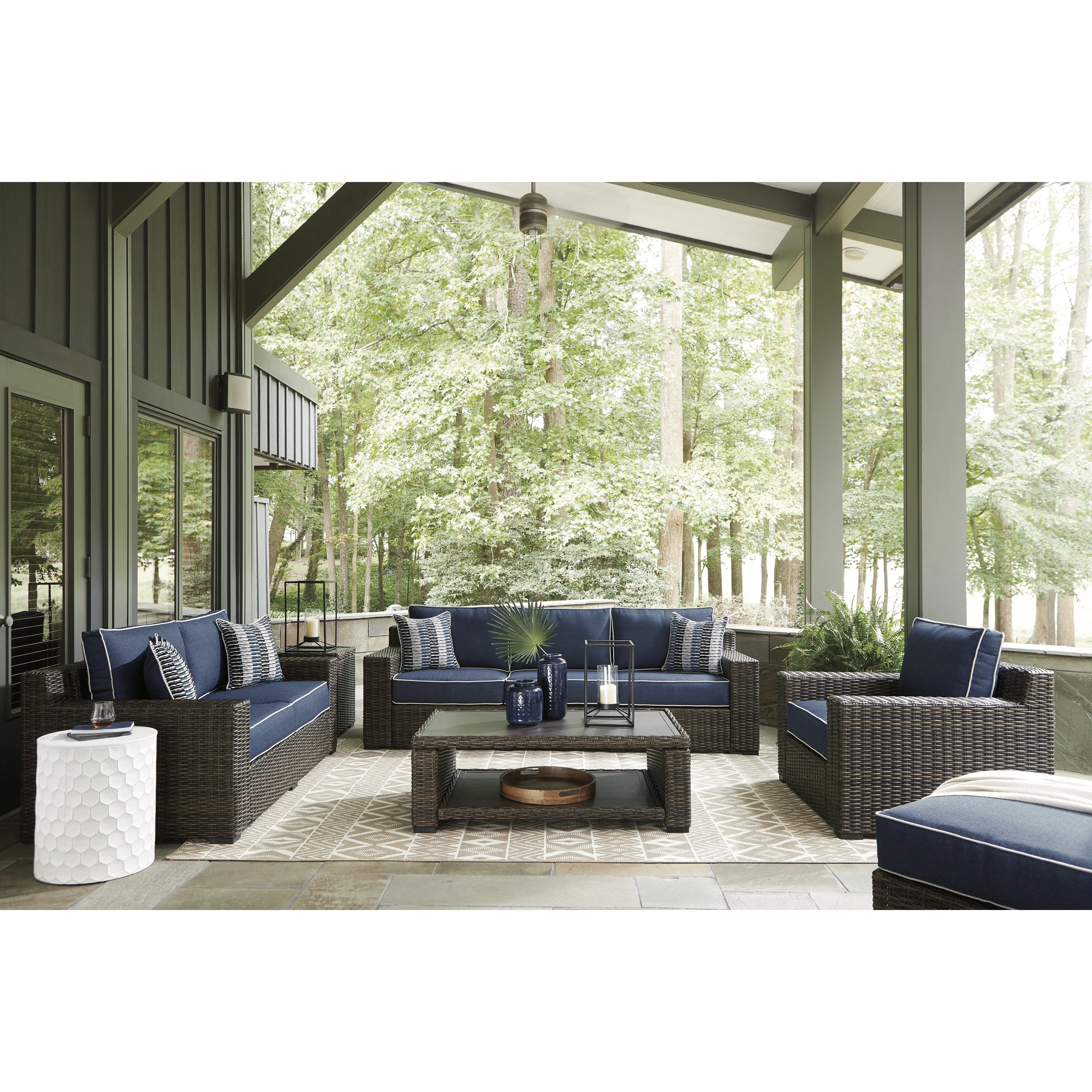 Sag Harbor Outdoor 70" Loveseat