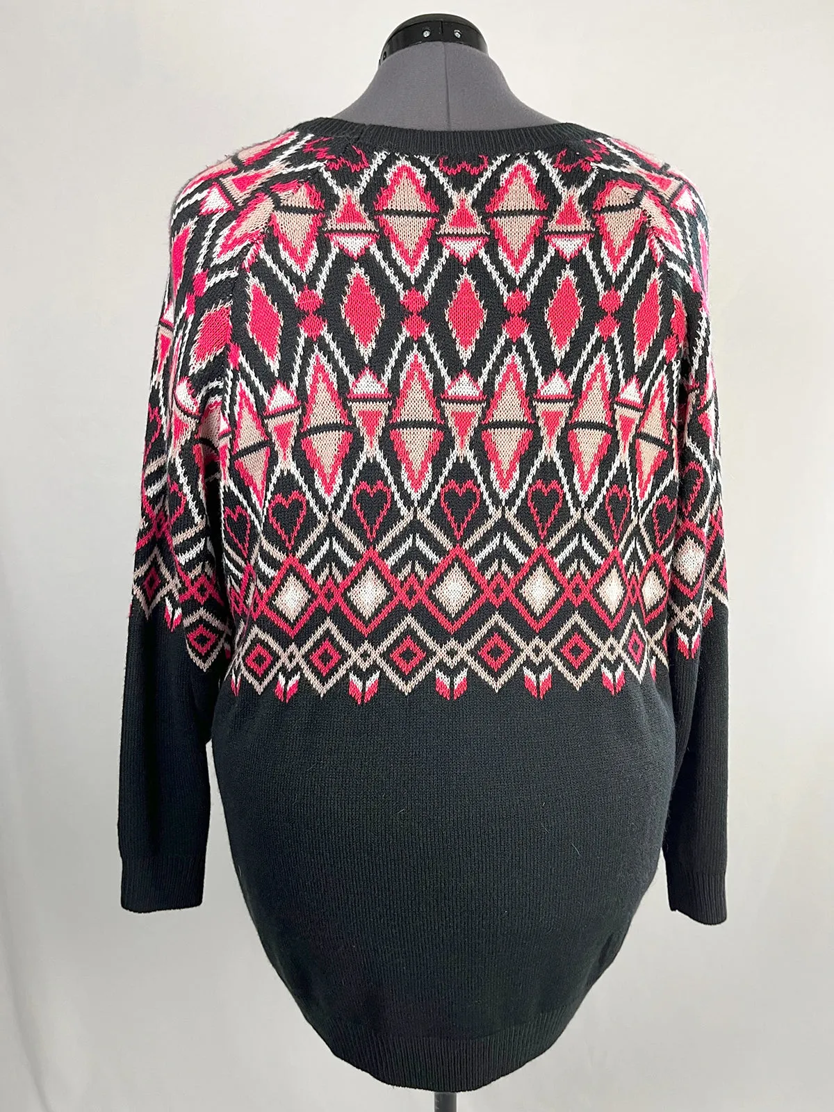 Torrid Size 4X (26) Black & Red Ikat Sweater NWT