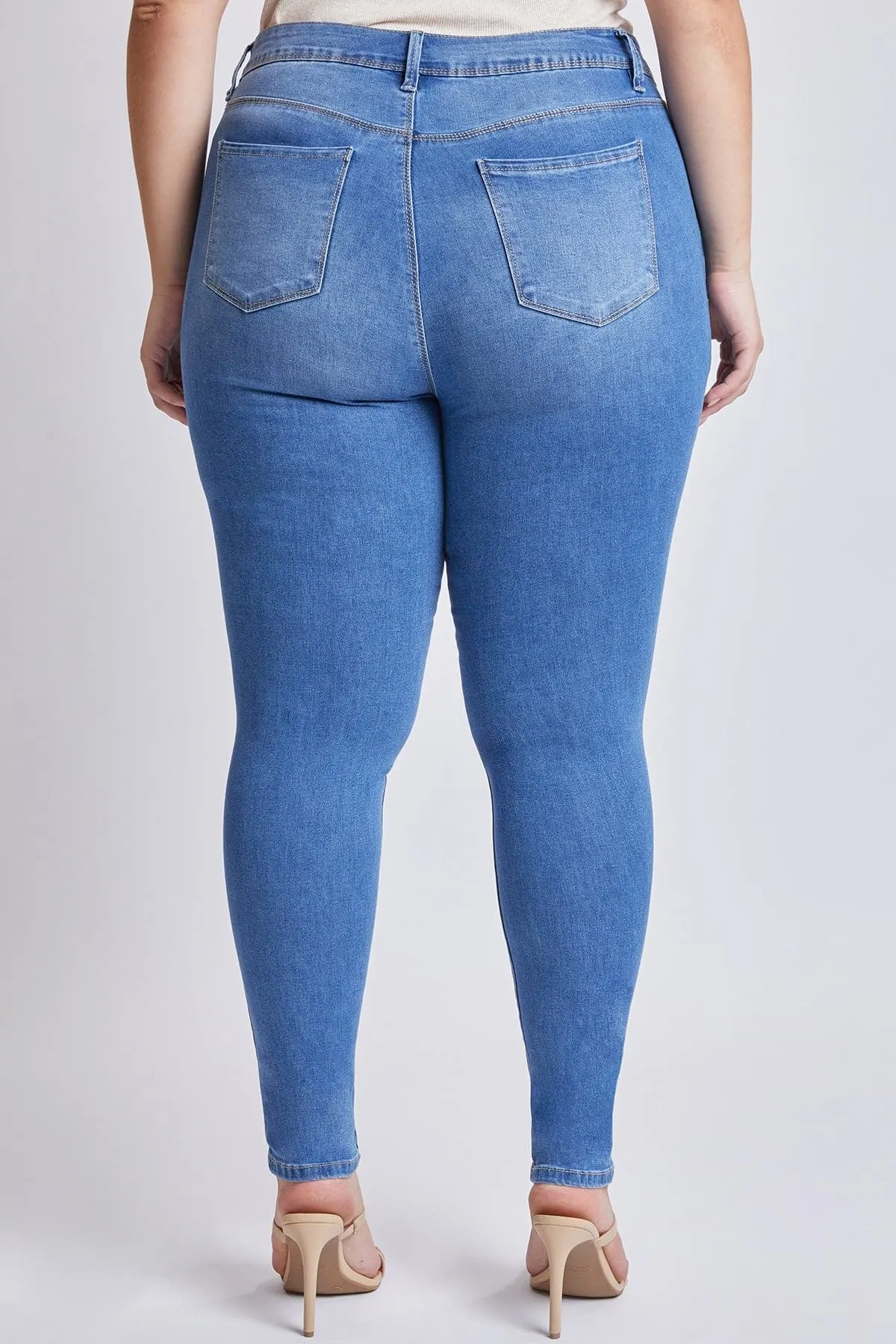 Women's Plus Size Essential High Rise Skinny Jean