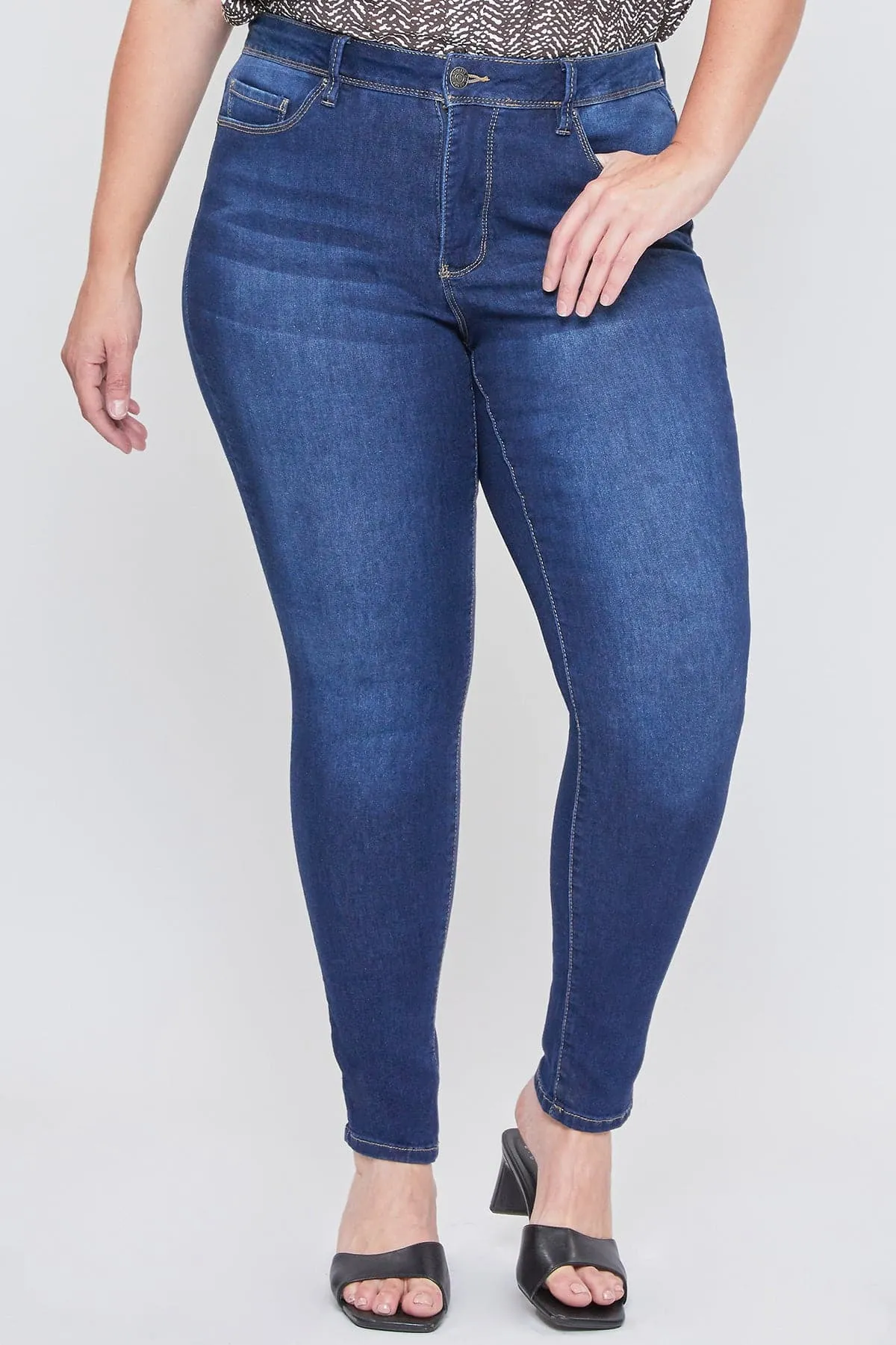 Women's Plus Size Essential High Rise Skinny Jean
