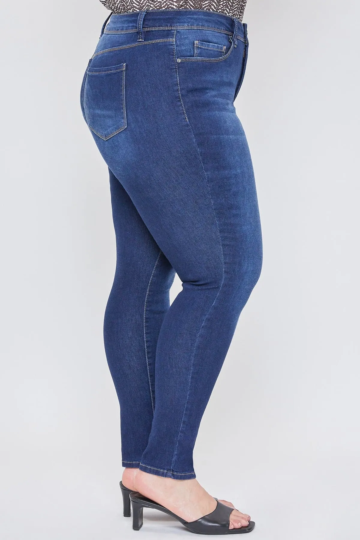 Women's Plus Size Essential High Rise Skinny Jean